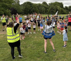group of young people at junior parkrun